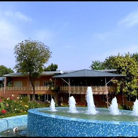Aravali Hill View Estate Villa Gurgaon Exterior foto
